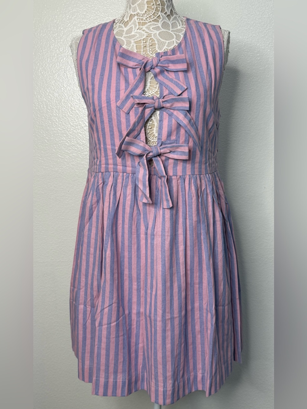 NWT Striped Mini Dress with Bow Detail - Picture 7 of 15